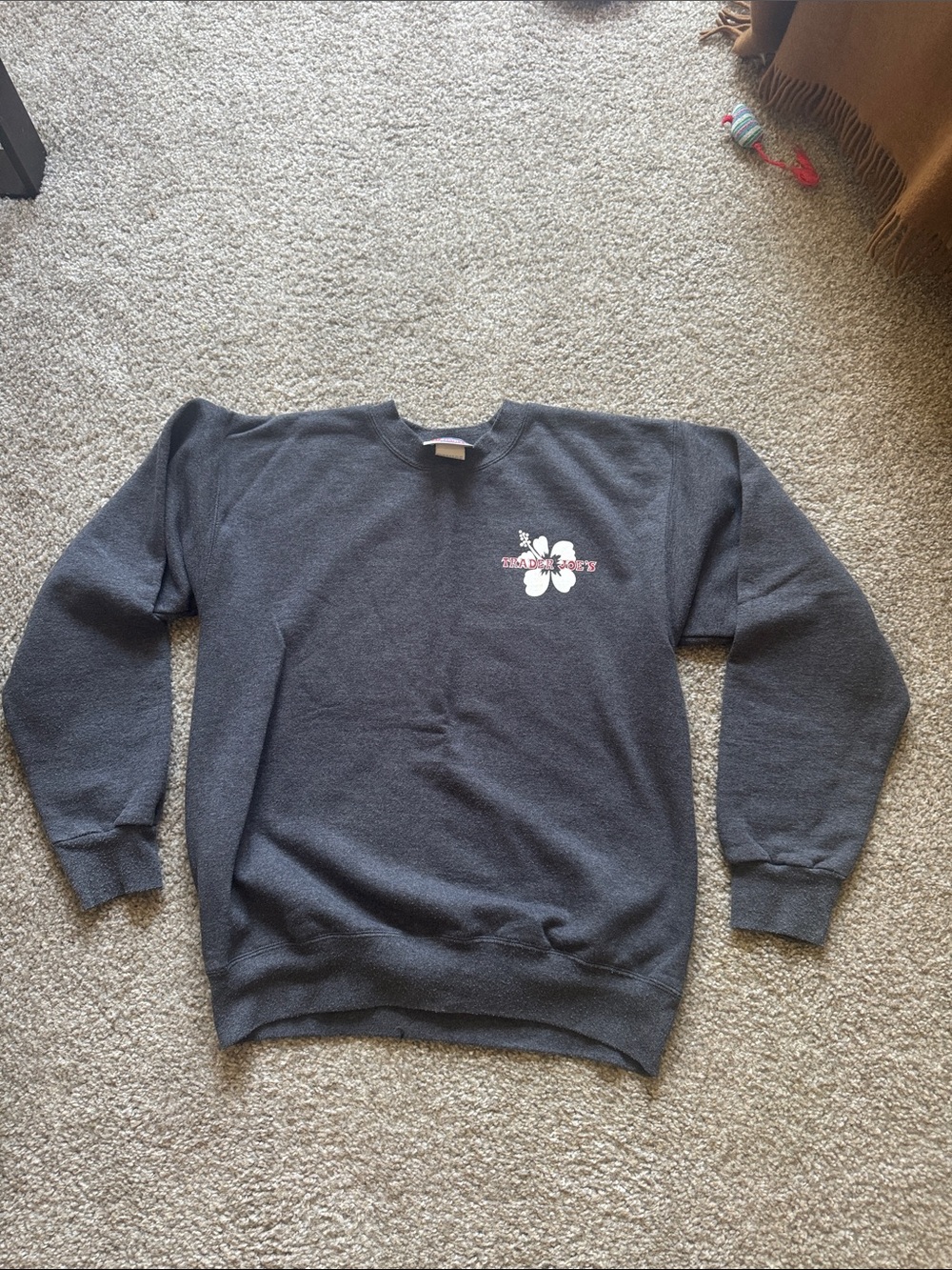 Trader Joe’s Charcoal Hibiscus Crewneck Sweatshirt Small